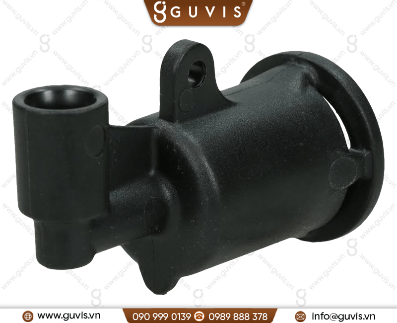 Connector for drain valve